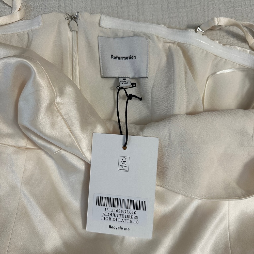NWT Reformation Alouette Dress - Fior Di Latte - Picture 12 of 15